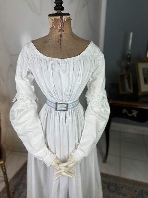 3 antikes Biedermeier Kleid 1824