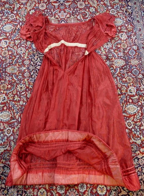 34 antique gauze dress 1828
