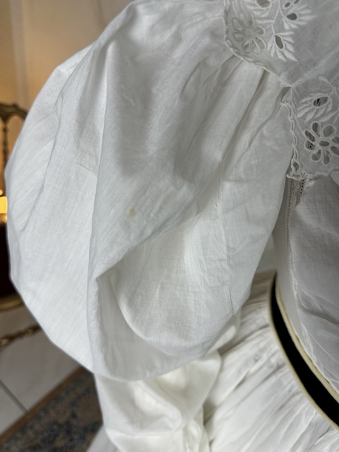 23 antikes Biedermeier Kleid 1830