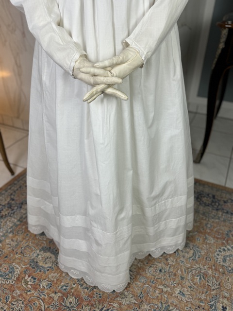 7 antikes Biedermeier Kleid 1830