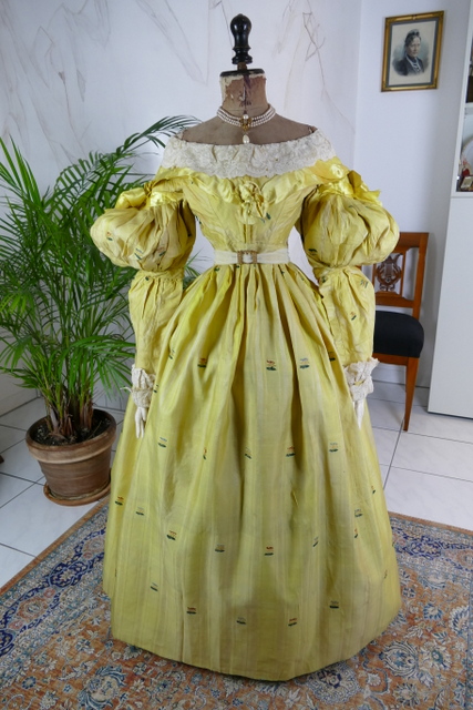 2 antique biedermeier dress 1838
