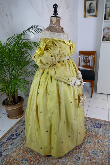 26 antique biedermeier dress 1838