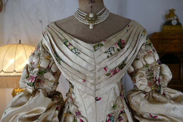 1 antique court dress 1838
