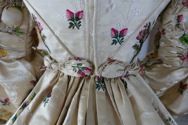 35 antique court dress 1838