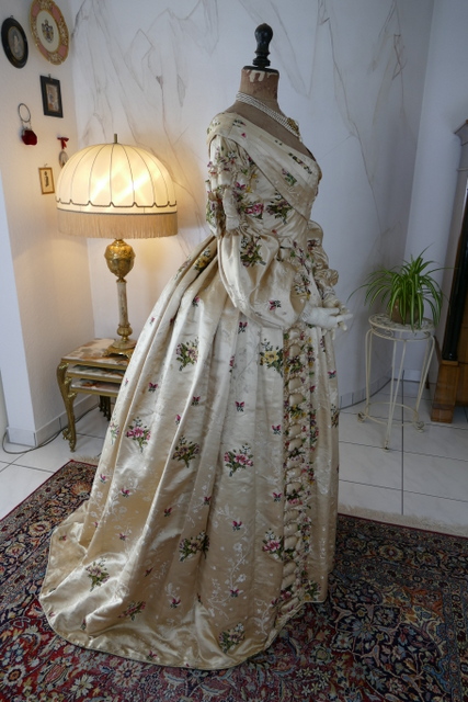 38 antique court dress 1838