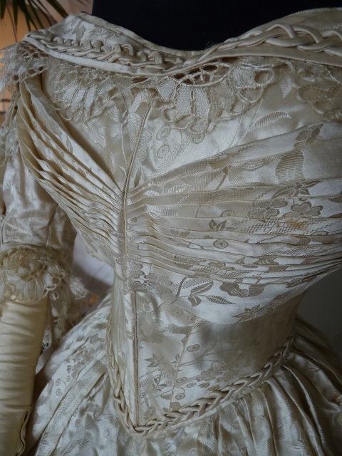 27 Biedermeier Hochzeitskleid 1835
