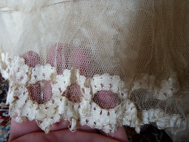 38 Biedermeier Hochzeitskleid 1835