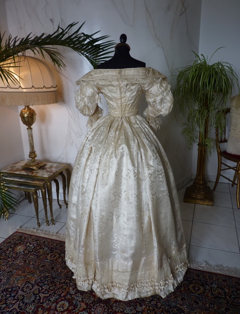 40 romantic period wedding gown 1835