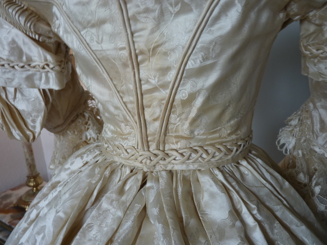 43 romantic period wedding gown 1835