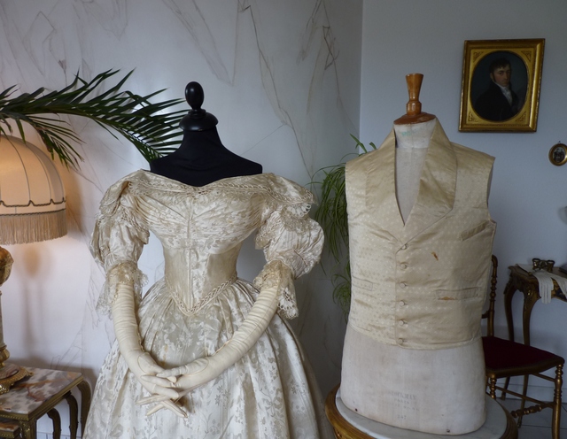 5 antique wedding ensemble 1835