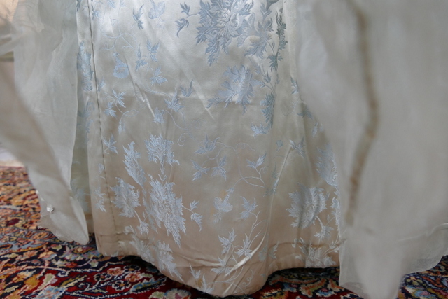 11 antikes Biedermeier Kleid 1837