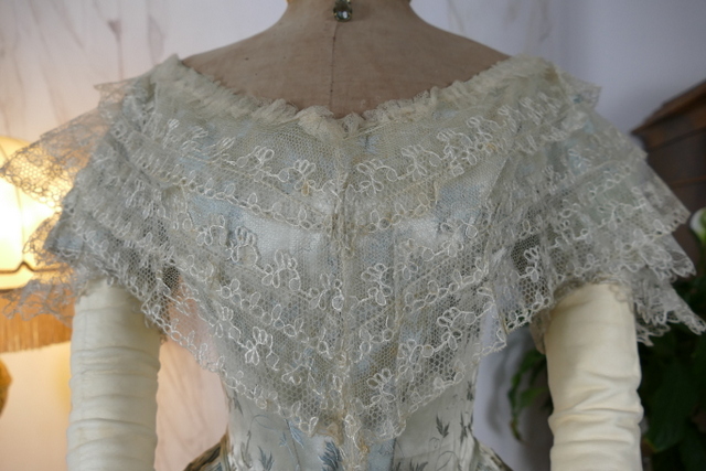 12 antikes Biedermeier Kleid 1837