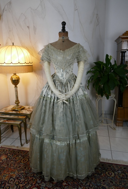 antikes Biedermeier Kleid 1837