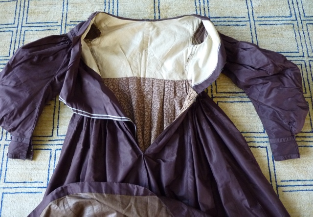 102 antique romantic period gown 1837