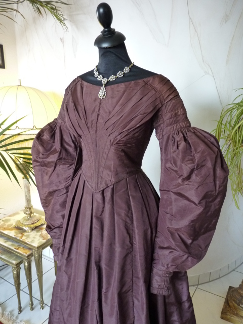 3 antique romantic period gown 1837