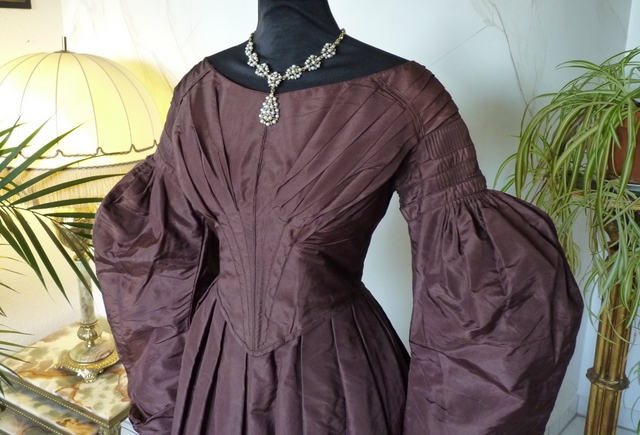 5 antique romantic period gown 1837