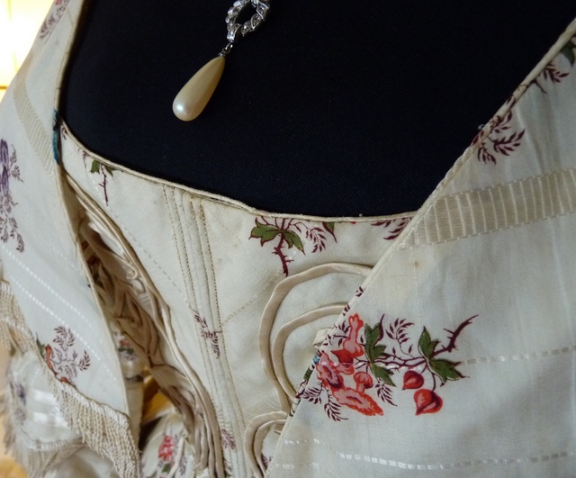 10 antique romantic period dress 1839