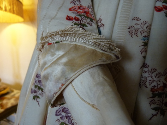 35 antique romantic period dress 1839