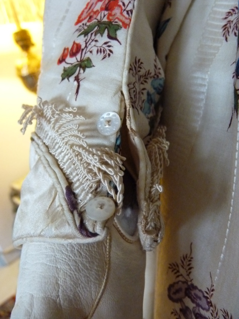 39 antique romantic period dress 1839