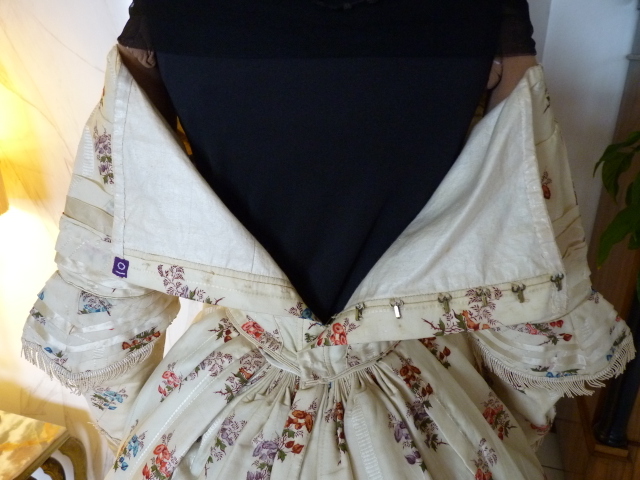 49 antique romantic period dress 1839