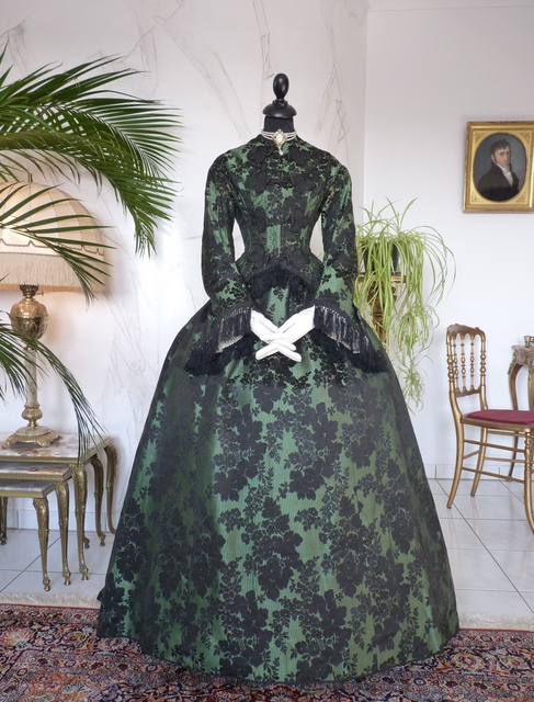 13 antique reception gown 1856