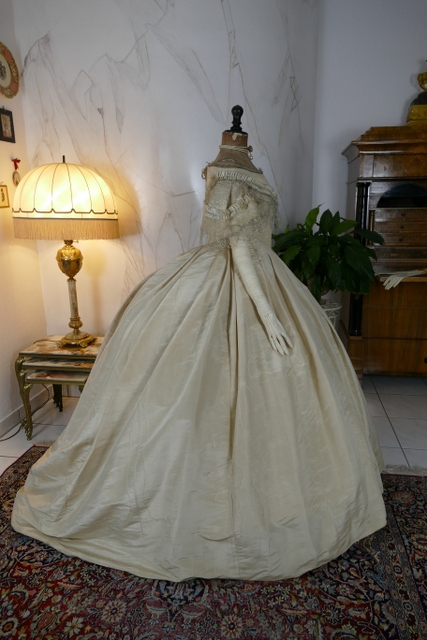 35 antique ball gown 1859