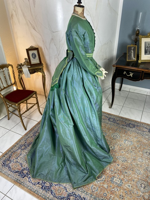 17 antique victorian dress 1860s