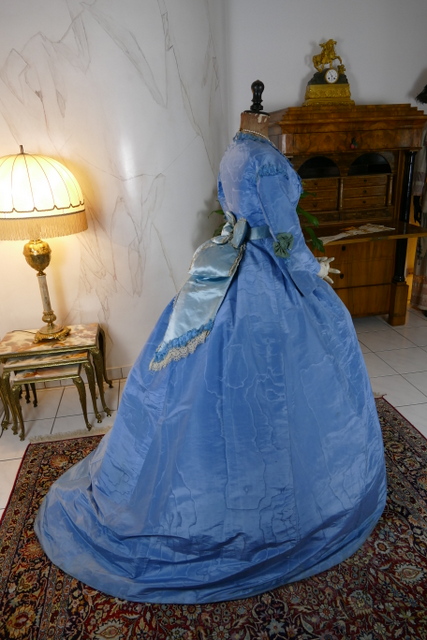 18 antique ball gown 1864