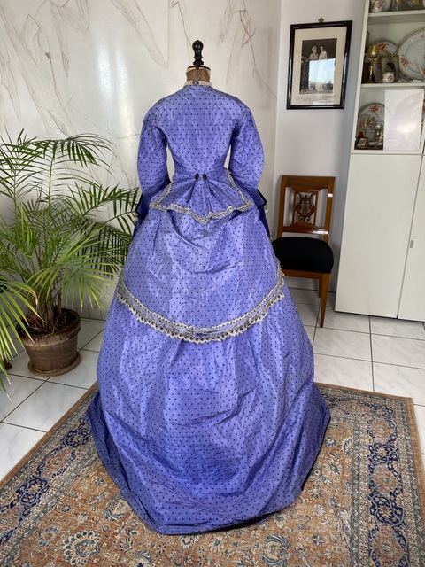 12 antique victorian dress 1866