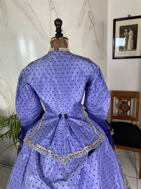 13 antique victorian dress 1866