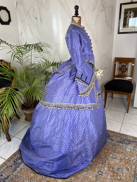 17 antique victorian dress 1866