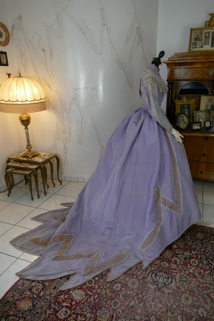 30 antique reception gown 1866