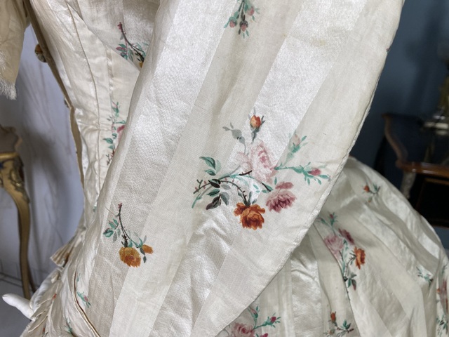 12 antique boudoir gown 1870
