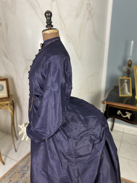 11 antique travel bustle dress 1875