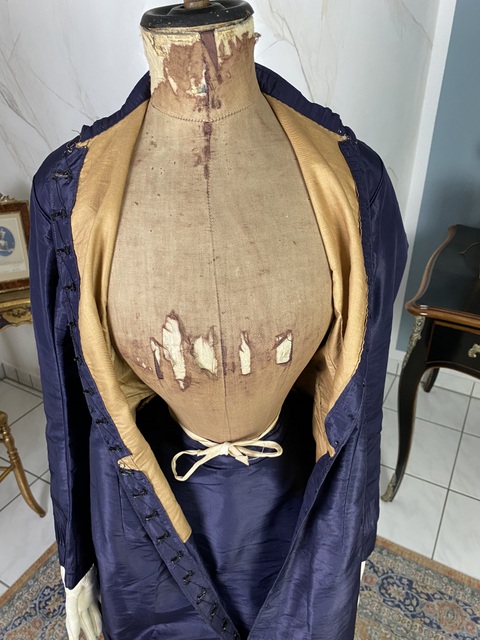 31 antique travel bustle dress 1875