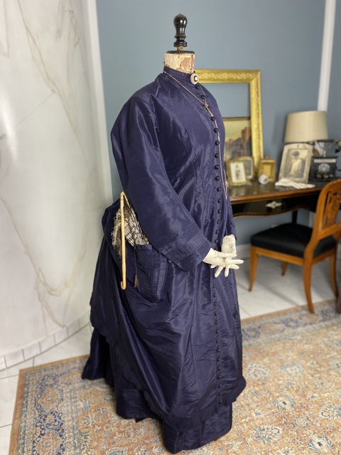 8 antique travel bustle dress 1875