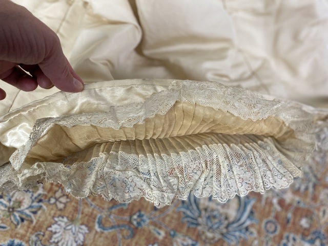 23 antique wedding dress 1878