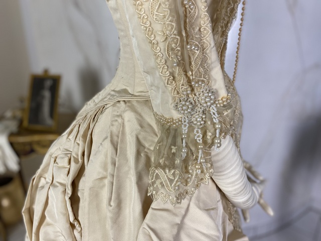 29 antique wedding dress 1878