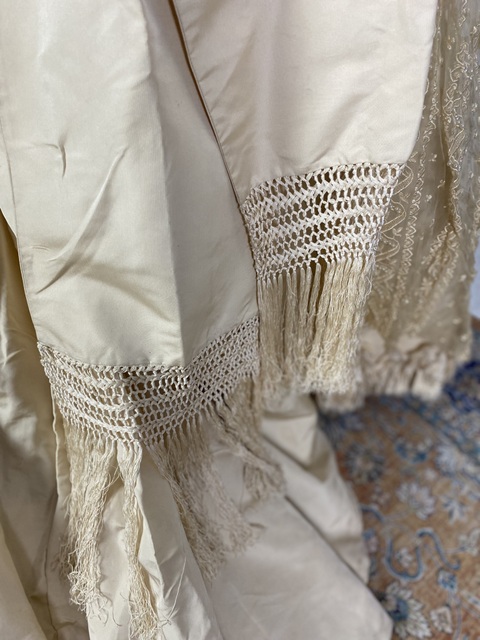 31 antique wedding dress 1878