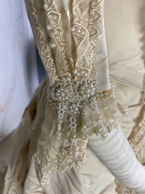 8 antique wedding dress 1878