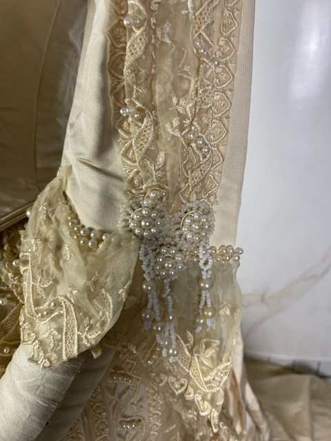 9 antique wedding dress 1878