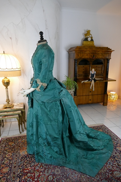 17 antique princess Bustle dress 1878