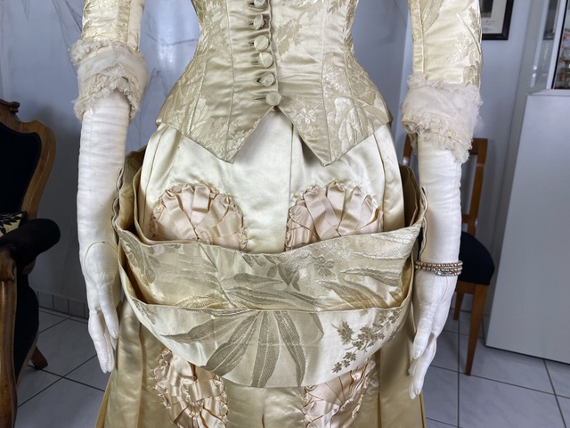 9 antique wedding dress 1879