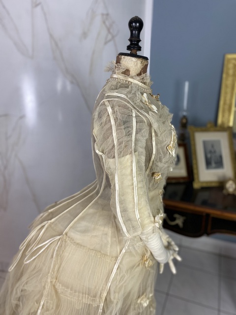28 antique wedding dress 1879
