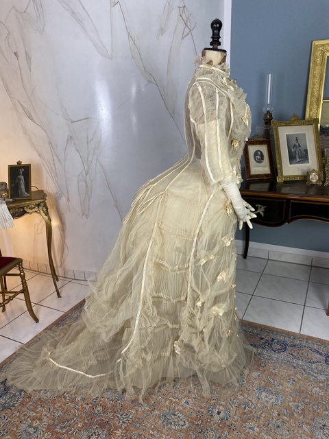 30 antique wedding dress 1879