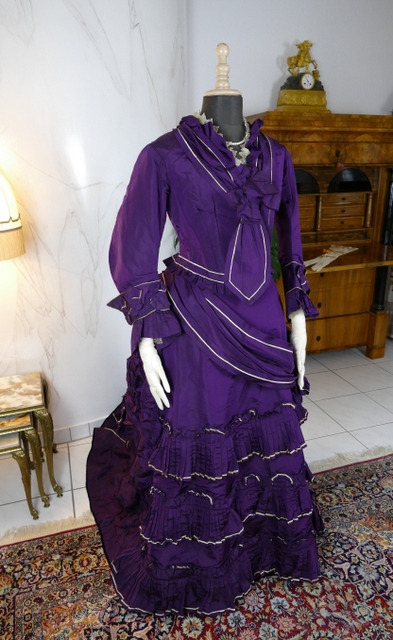 4 antique bustle dress 1874
