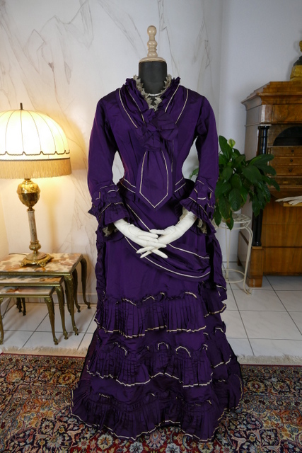 7 antique bustle dress 1874