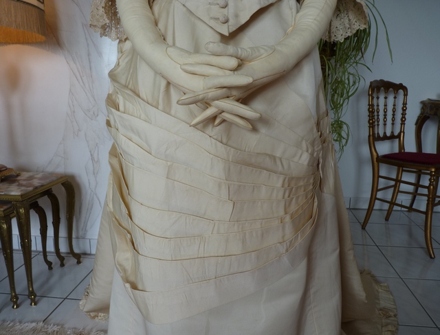 10 antikes Hochzeitskleid 1874