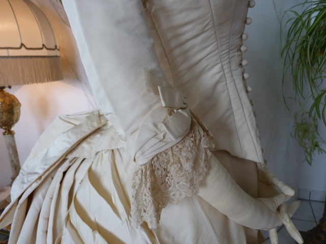 41 antique wedding gown 1874