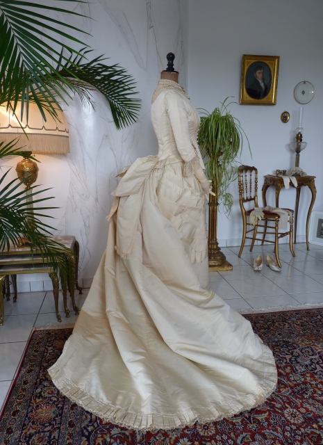 43 antique wedding gown 1874